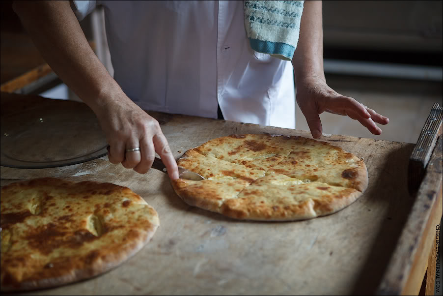 How legendary khachapuri is made in Abkhazia geotv.ge